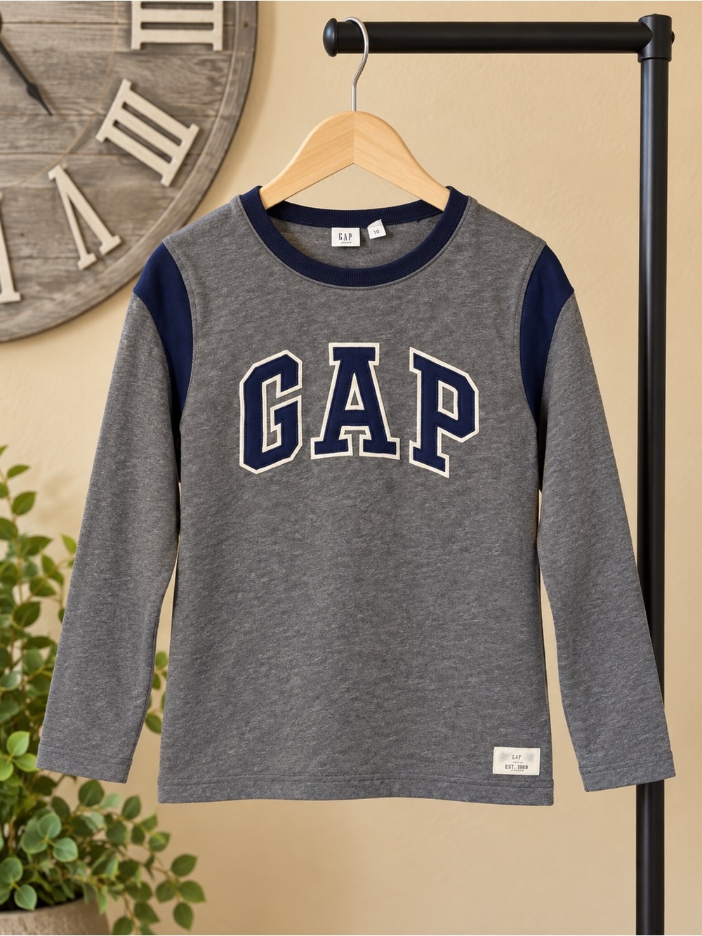 GAP Boys Size 10 Shirt
